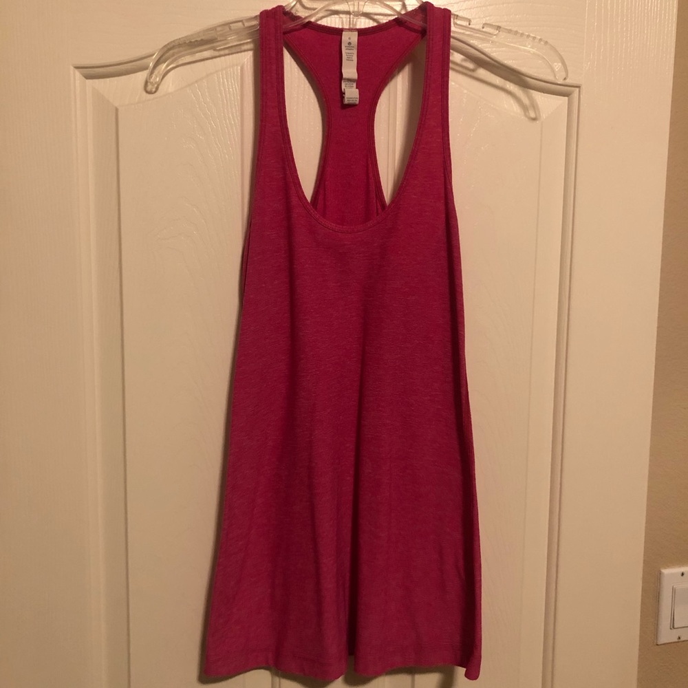 Lululemon workout top